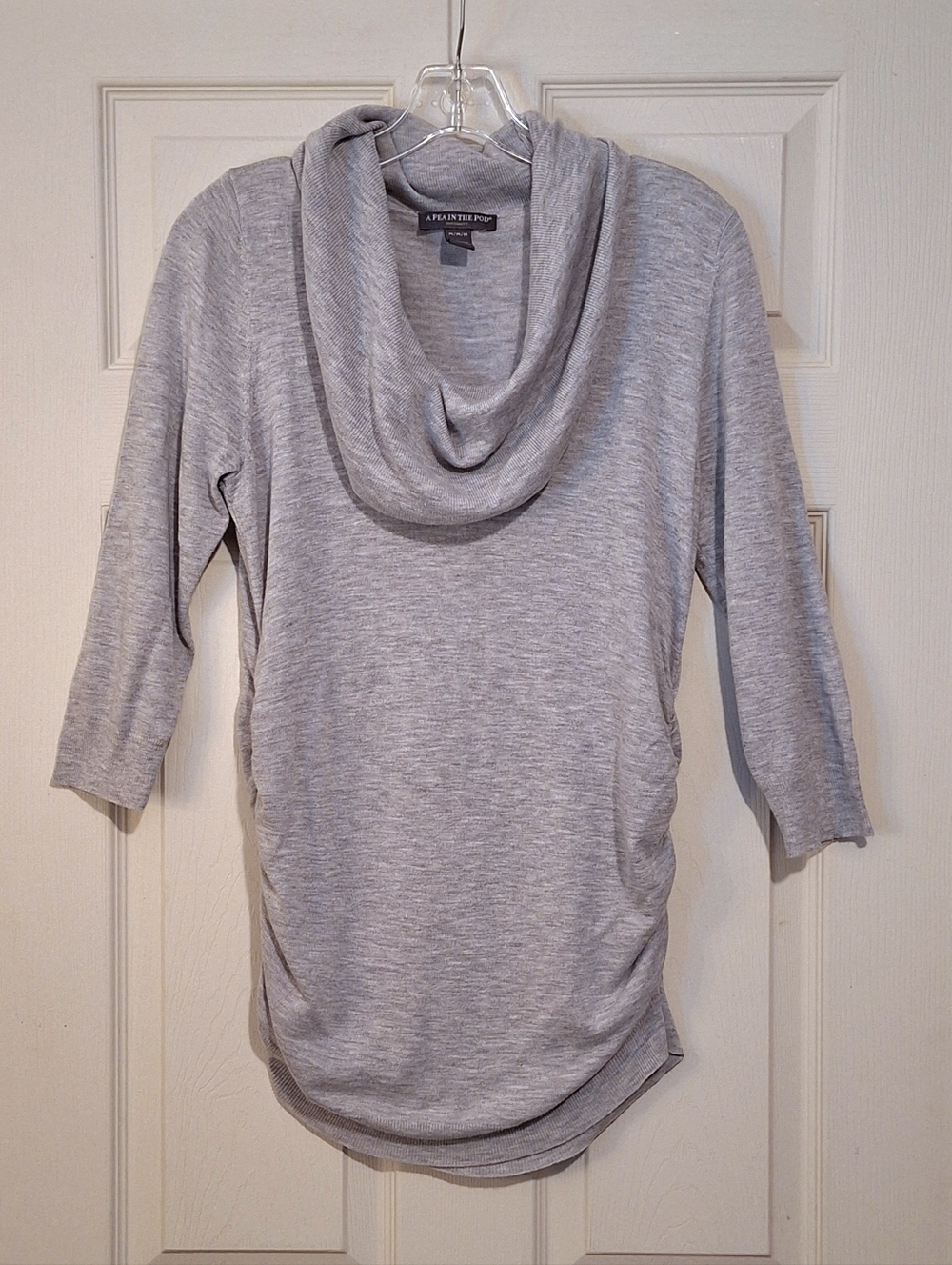 'A Pea in the Pod' Gray ruched cowl neck sweater, Sz. M